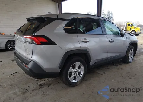 2021 Toyota Rav4 Xle/Xle Premium из США, поврежденный, VIN 2T3P1RFV1MWR17911